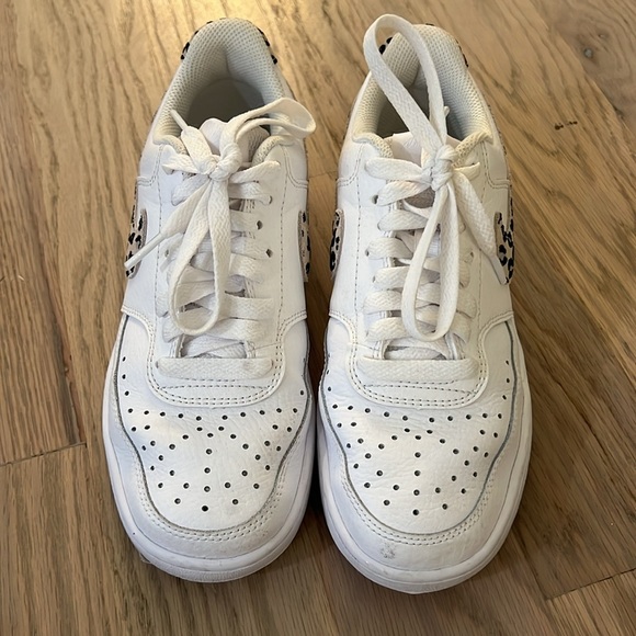 Nike Court Vision Low Leopard Swoosh White (Women's) 6 - Picture 3 of 6